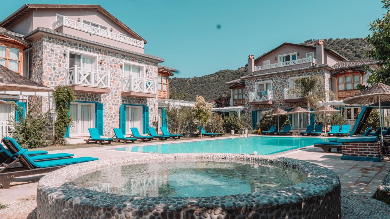 Orino Suites Cedit Luaran gambar