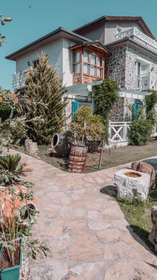 Orino Suites Cedit Luaran gambar